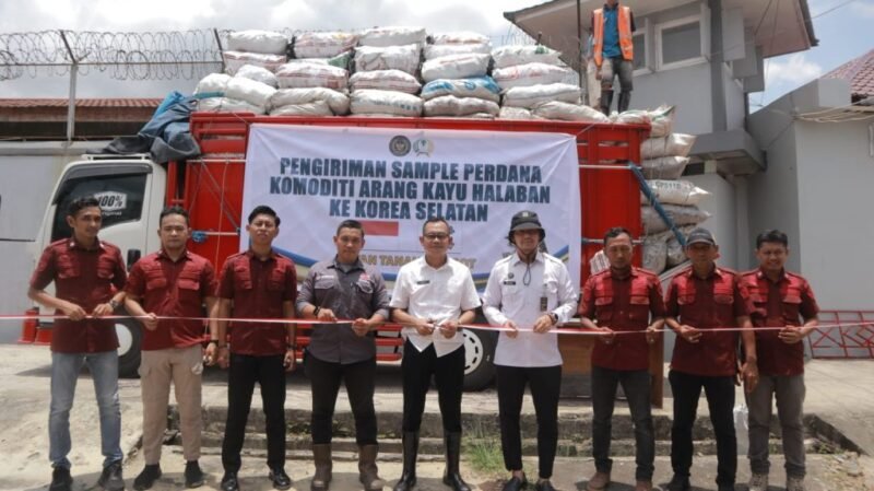 Rutan Grogot kirim arang ke Korea Selatan (FOTO : MC PASER)