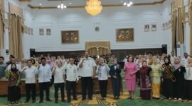 Foto bersama usai pembukaan Bimbingan Teknis (Bimtek) Konvensi Hak Anak (KHA)