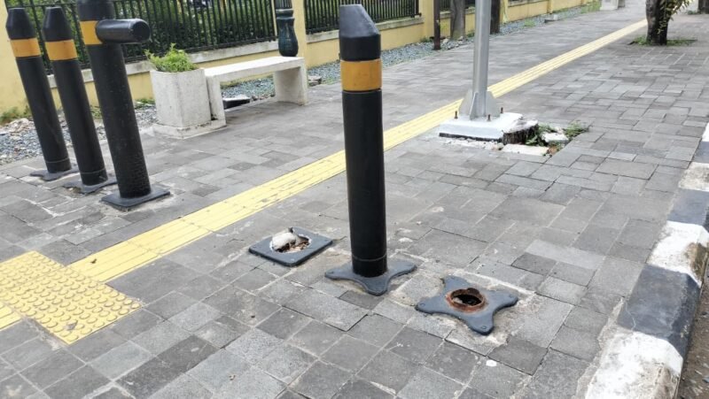 Puluhan Bollard di Banjarbaru Raib Diduga Dicuri