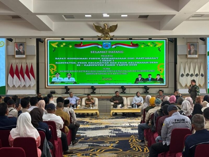 Badan Kesatuan Bangsa dan Politik (Bakesbangpol) Kabupaten Paser menggelar Rapat Koordinasi Forum Kewaspadaan Dini Masyarakat (FKDM) (Foto : MC Paser)