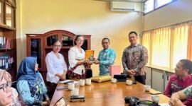 Dinsos Kalsel bertemu Dinsos Bali (Foto : MC Kalsel)