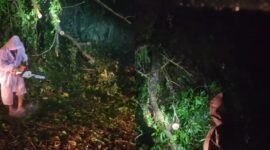 Longsor di daerah Tiwingan Lama tutup akses jalan