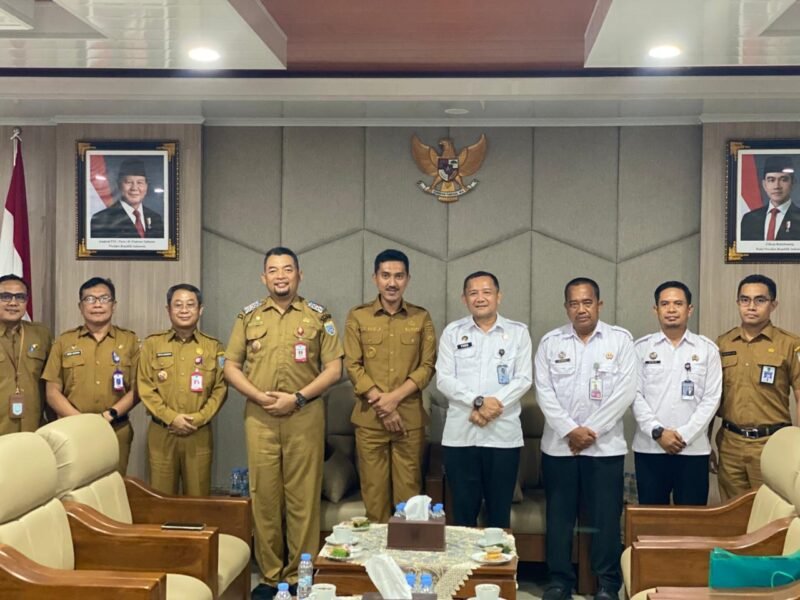 Foto bersama usai audiensi