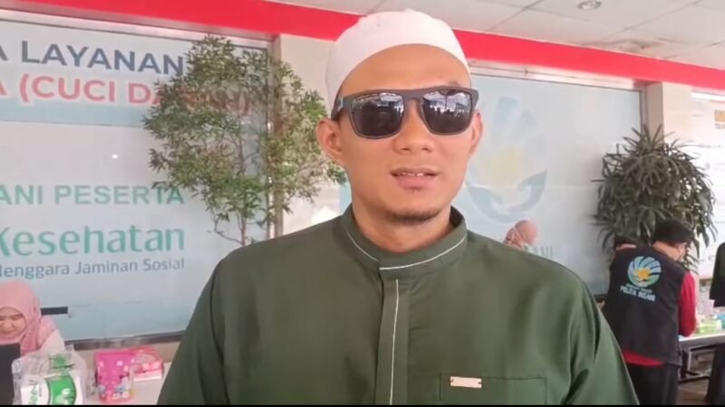 Koordinator Lapangan Posko Kesehatan RS Pelita Insani, Sam Renaldy