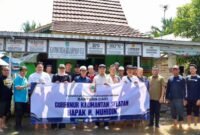 PUPR KALSEL SALURKAN BANTUAN UNTUK WARGA TERDAMPAK BANJIR DI ASTAMBUL (FOTO : MC KALSEL)