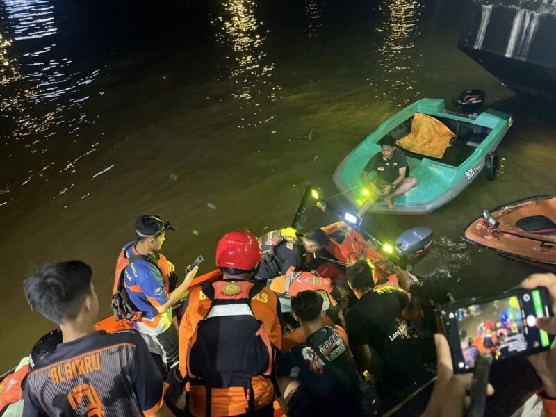 (FOTO : BASARNAS BANJARMASIN)