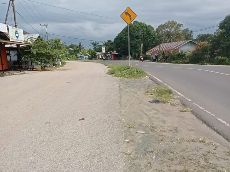 Ruas Tanah Periuk menuju Paser Belengkong (FOTO : KANDILO.COM)