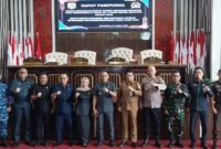 Bupati Kotabaru paparkan LKPJ 2025 dalam paripurna ( Foto : Diskominfo Kotabaru) 